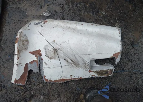 1975 Chevrolet Corvette из США, поврежденный, VIN 1Z37J4S422825